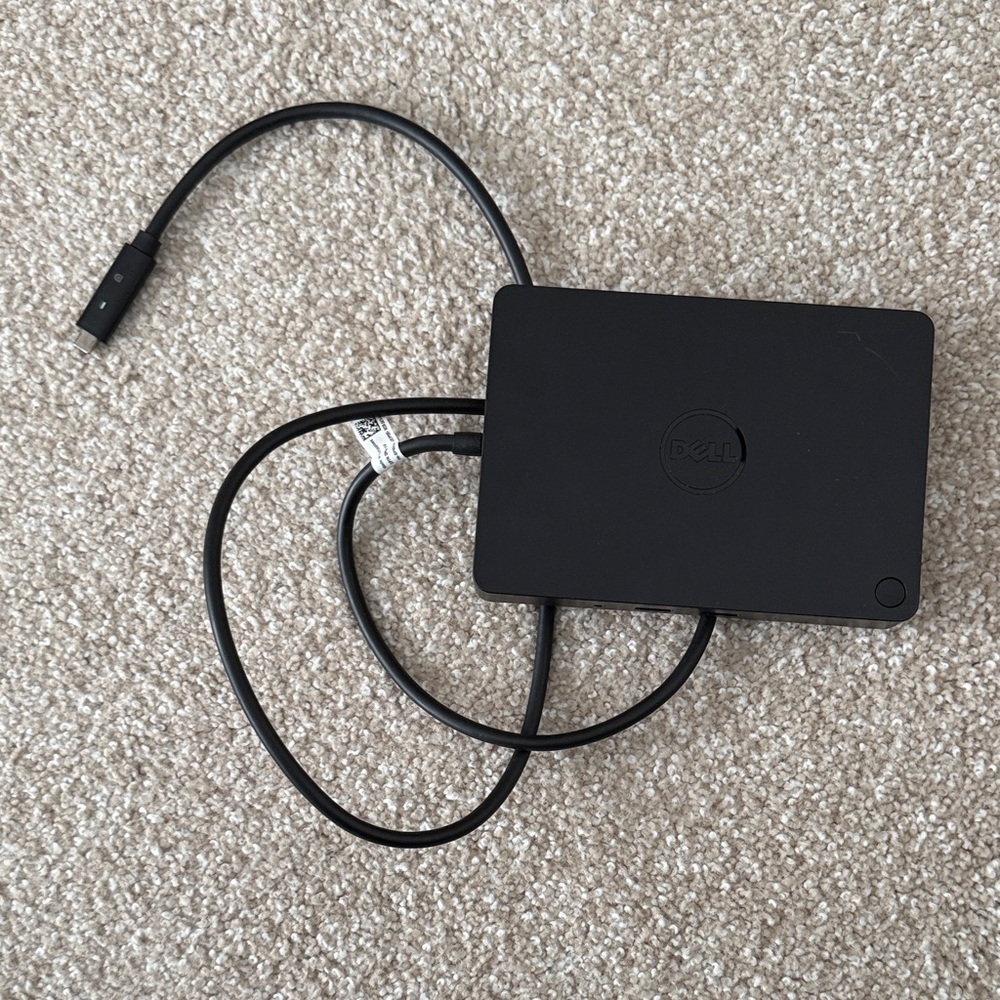 Dell Black Connectivity Hub